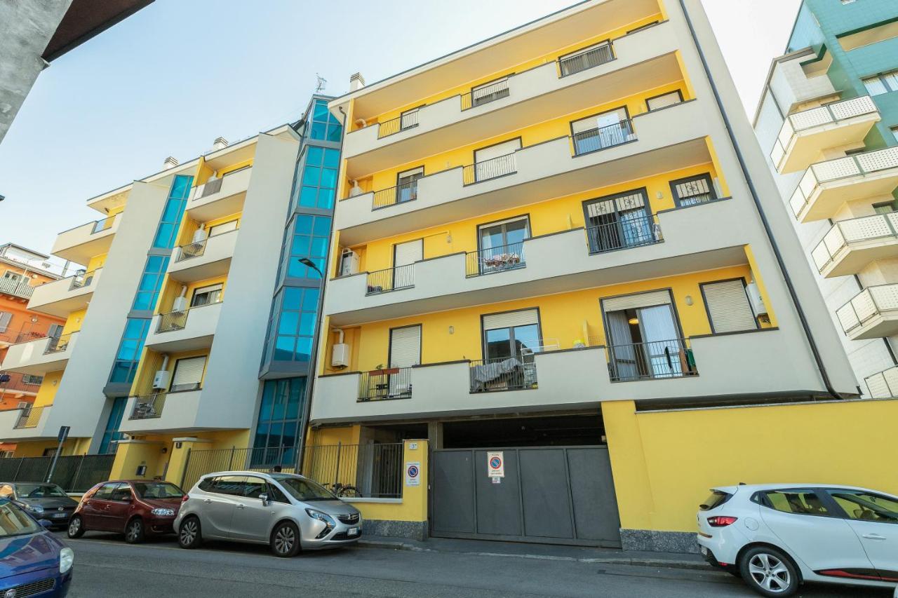Alessia'S Flat - Affori Milão Exterior foto