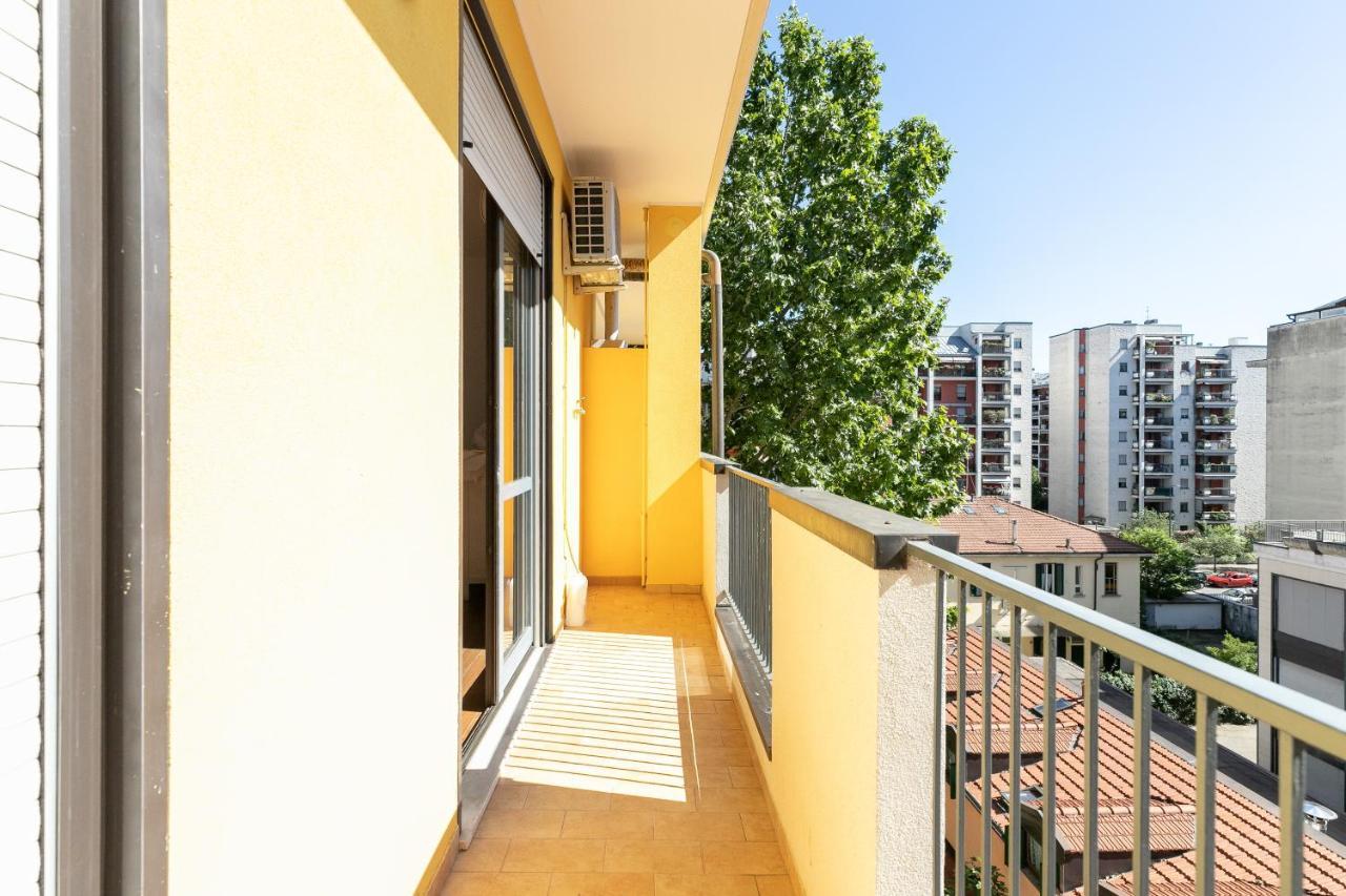 Alessia'S Flat - Affori Milão Exterior foto