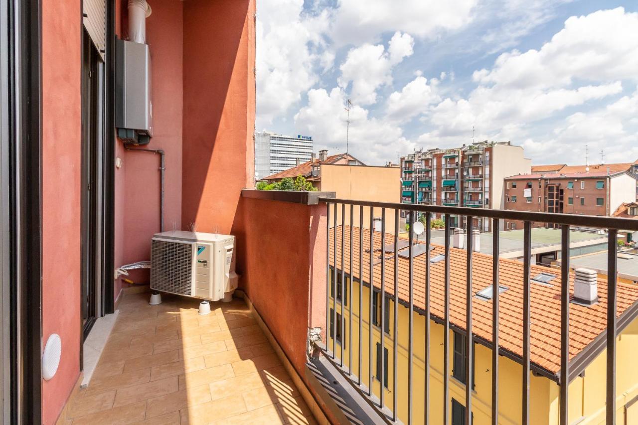 Alessia'S Flat - Affori Milão Exterior foto